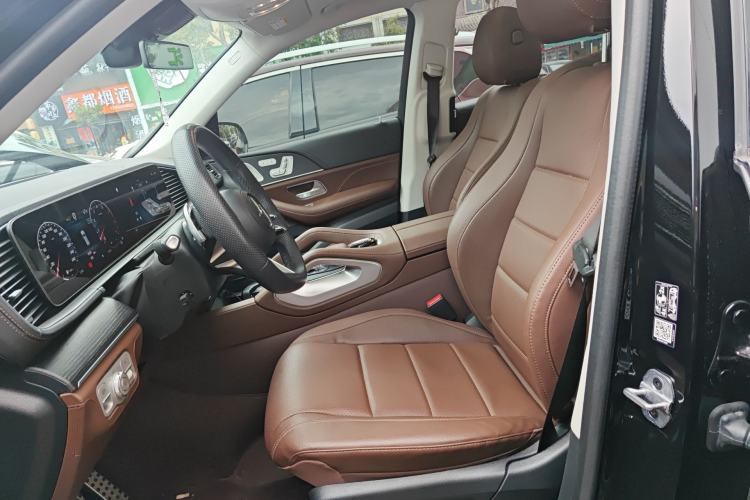 Used Mercedes-Benz GLS 2024 GLS 450 4MATIC Stylish Model Left Front Seat