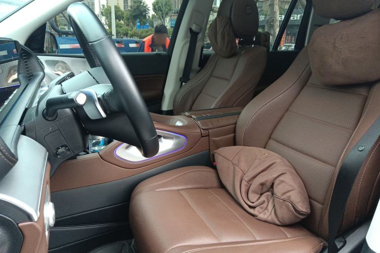 Used Mercedes-Benz GLS 2024 GLS 450 4MATIC Dynamic Edition Left Front Seat