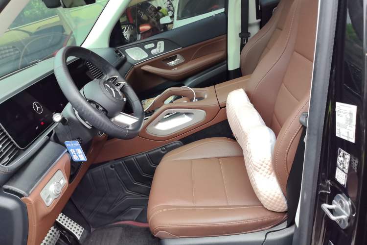 Used Mercedes-Benz GLS 2024 GLS 450 4MATIC Stylish Model Left Front Seat