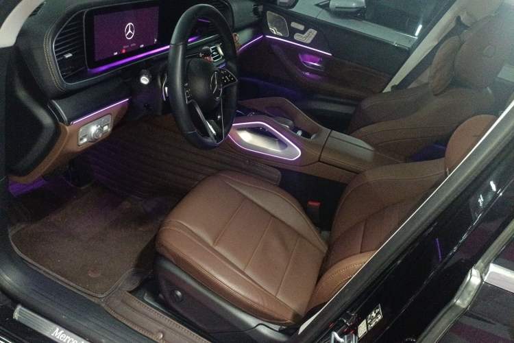 Used Mercedes-Benz GLS 2024 GLS 450 4MATIC Dynamic Edition Left Front Seat