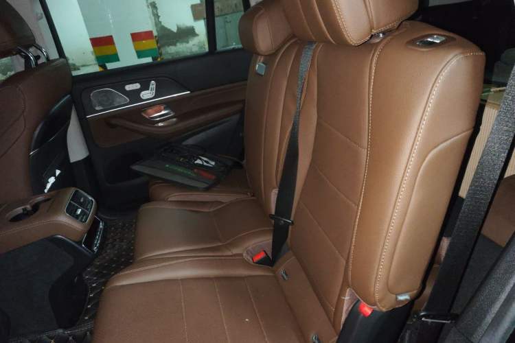 Used Mercedes-Benz GLS 2024 GLS 450 4MATIC Stylish Model Left Rear Seat