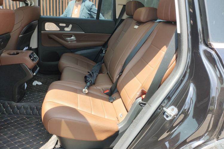 Used Mercedes-Benz GLS 2024 GLS 450 4MATIC Stylish Model Left Rear Seat