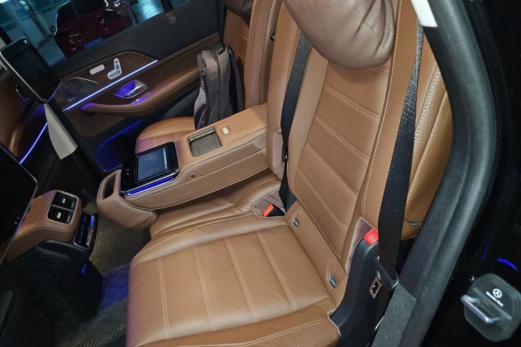 Used Mercedes-Benz GLS 2024 GLS 450 4MATIC Luxury Model Left Rear Seat