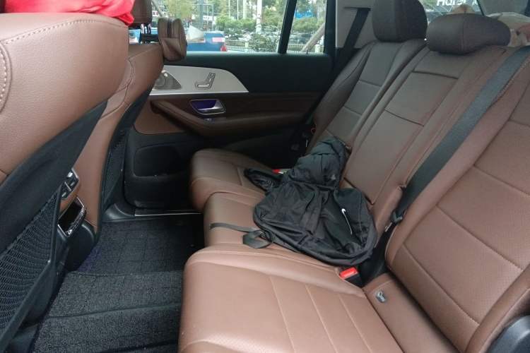 Used Mercedes-Benz GLS 2024 GLS 450 4MATIC Dynamic Edition Left Rear Seat