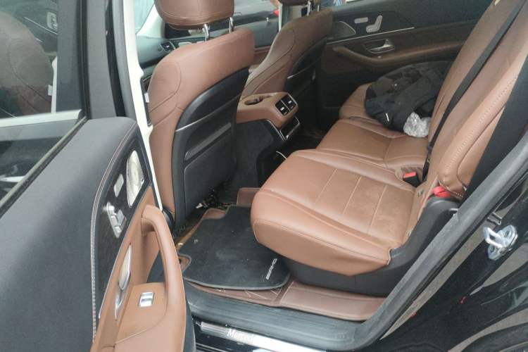Used Mercedes-Benz GLS 2024 GLS 450 4MATIC Stylish Model Left Rear Seat