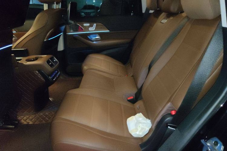 Used Mercedes-Benz GLS 2024 GLS 450 4MATIC Luxury Model Left Rear Seat