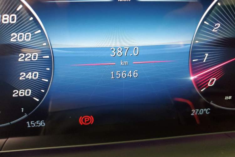 Used Mercedes-Benz GLS 2024 GLS 450 4MATIC Luxury Model Odometer Close Up