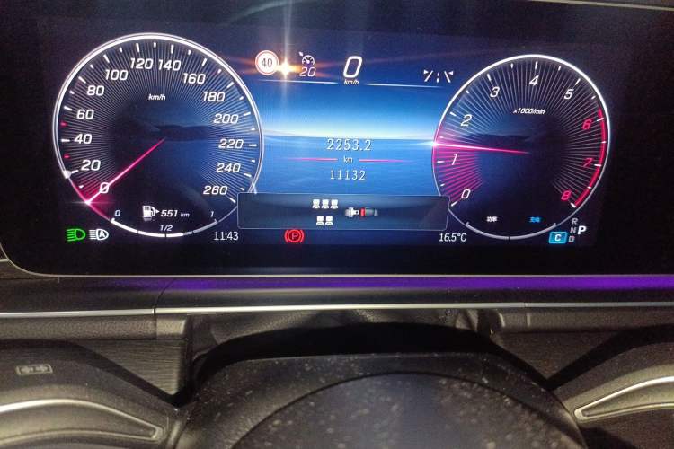Used Mercedes-Benz GLS 2024 GLS 450 4MATIC Dynamic Edition Odometer Close Up