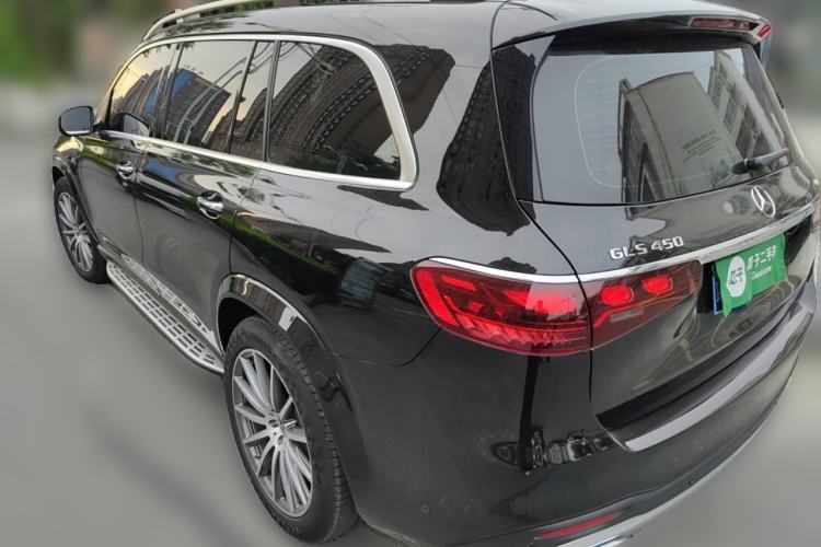 Used Mercedes-Benz GLS 2024 GLS 450 4MATIC Luxury Model Rear Left 45 Deg