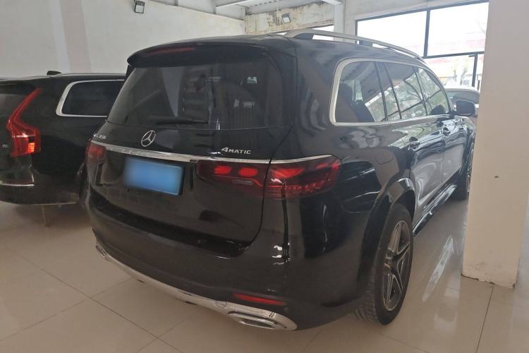 Used Mercedes-Benz GLS 2024 GLS 450 4MATIC Stylish Model Rear Right 45 Deg