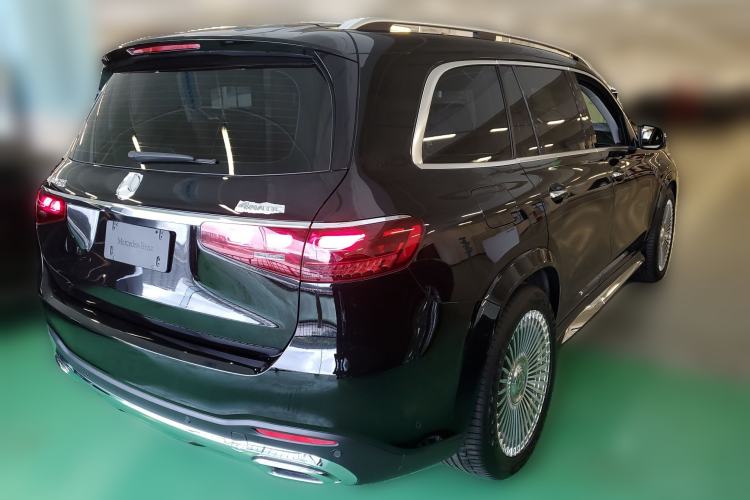 Used Mercedes-Benz GLS 2024 GLS 450 4MATIC Luxury Model Rear Right 45 Deg