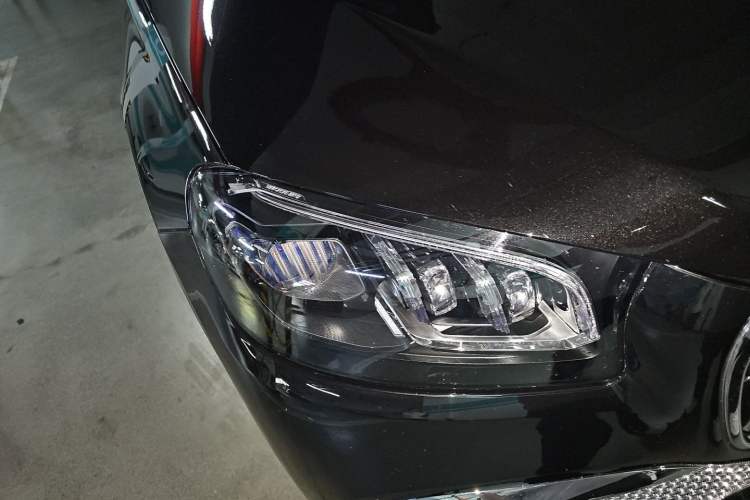 Used Mercedes-Benz GLS 2024 GLS 450 4MATIC Luxury Model Right Front Headlight