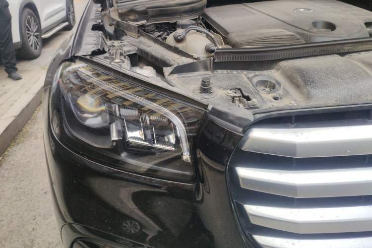 Used Mercedes-Benz GLS 2024 GLS 450 4MATIC Stylish Model Right Front Headlight
