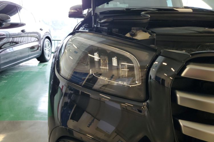 Used Mercedes-Benz GLS 2024 GLS 450 4MATIC Luxury Model Right Front Headlight