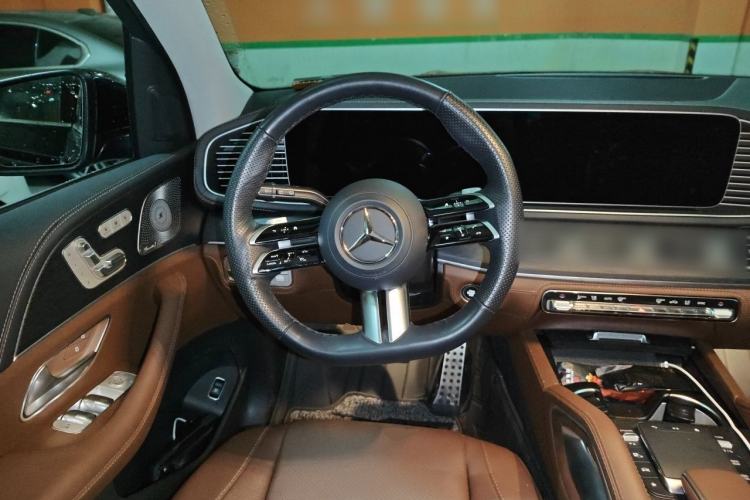 Used Mercedes-Benz GLS 2024 GLS 450 4MATIC Stylish Model Steering Wheel
