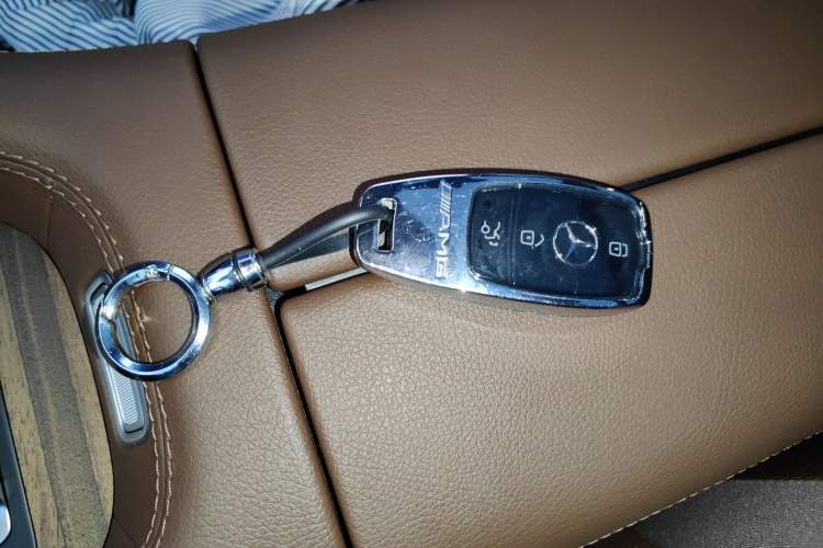 Used Mercedes-Benz GLS 2024 GLS 450 4MATIC Luxury Model Vehicle Key
