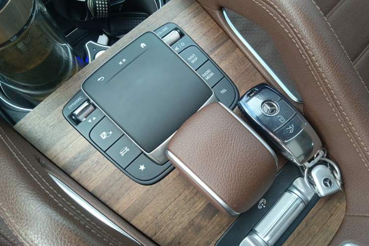 Used Mercedes-Benz GLS 2024 GLS 450 4MATIC Luxury Model Vehicle Key