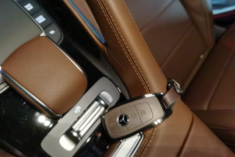 Used Mercedes-Benz GLS 2024 GLS 450 4MATIC Dynamic Edition Vehicle Key