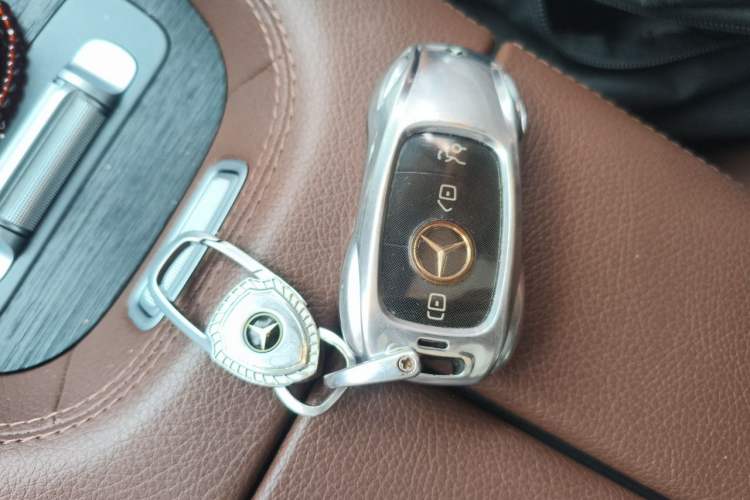 Used Mercedes-Benz GLS 2024 GLS 450 4MATIC Stylish Model Vehicle Key