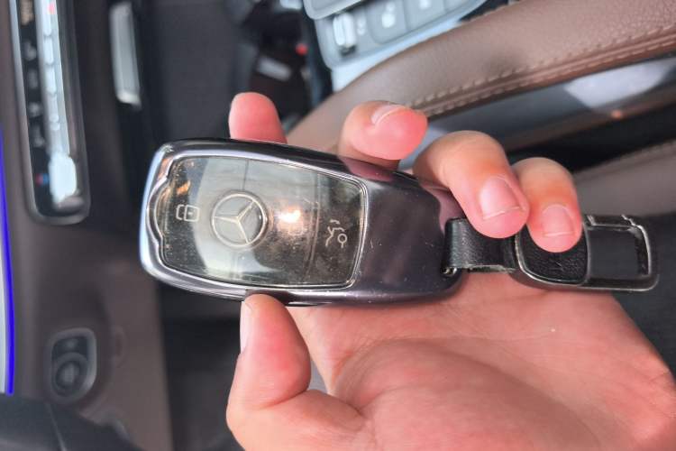Used Mercedes-Benz GLS 2024 GLS 400 4MATIC Vehicle Key