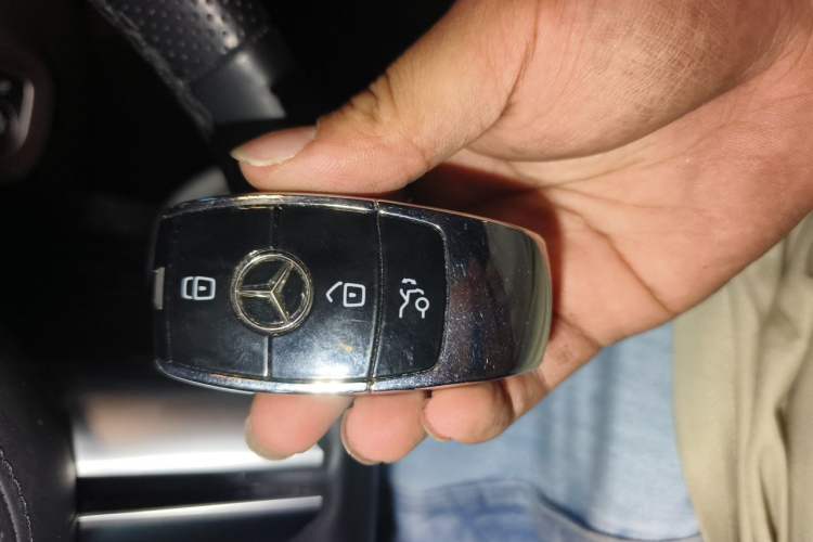 Used Mercedes-Benz GLS 2024 GLS 450 4MATIC Stylish Model Vehicle Key