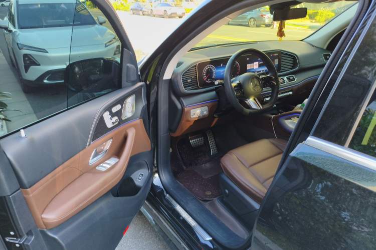 Used Mercedes-Benz GLS 2024 GLS 450 4MATIC Stylish Model Driver Seat