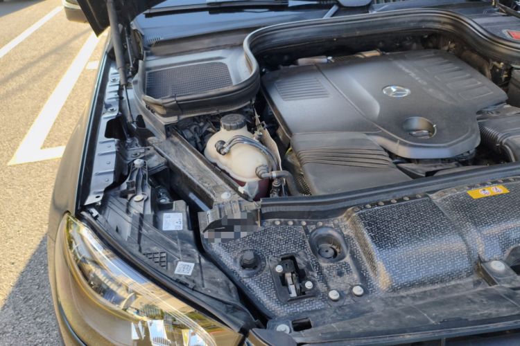 Used Mercedes-Benz GLS 2024 GLS 450 4MATIC Stylish Model Engine Bay Right