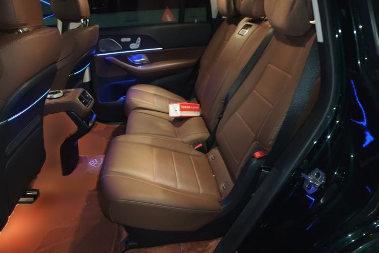 Used Mercedes-Benz GLS 2024 GLS 450 4MATIC Stylish Model Left Rear Seat