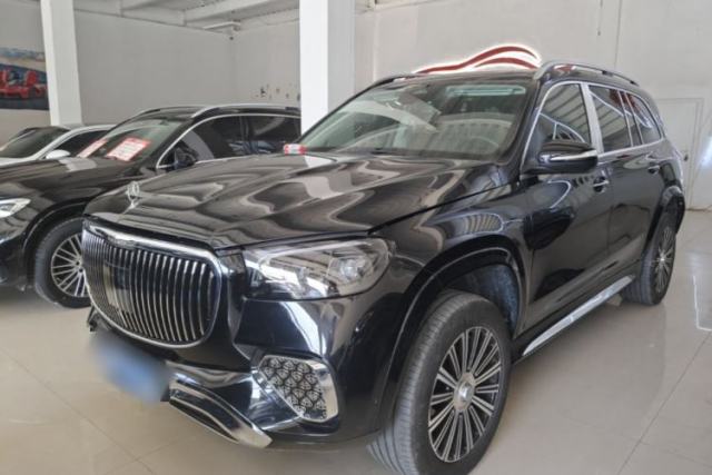 Ojetý Mercedes-Benz GLS 2025 GLS 450 4MATIC Dynamic Edition