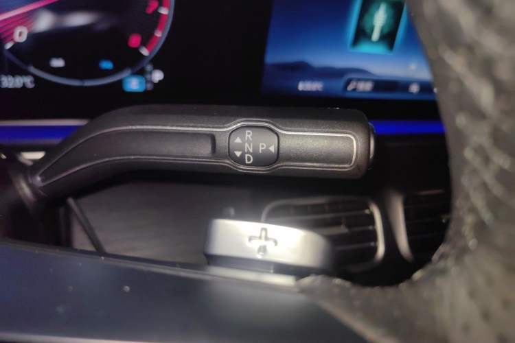 Used Mercedes-Benz GLS 2025 GLS 450 4MATIC Fashion Model Gear Lever