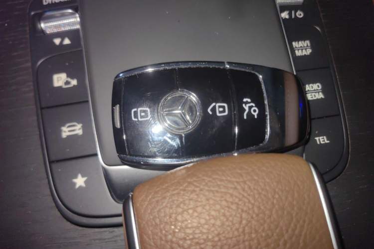 Used Mercedes-Benz GLS 2025 GLS 450 4MATIC Fashion Model Vehicle Key