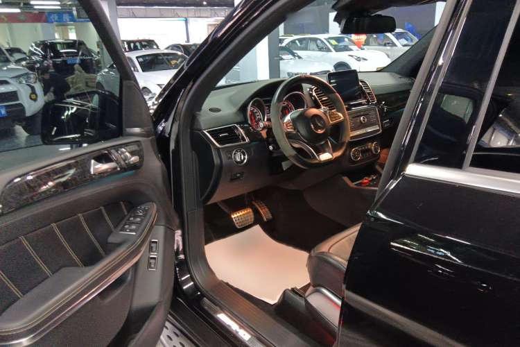 Used Mercedes-Benz GLS AMG 2017 AMG GLS 63 4MATIC Left Front Seat