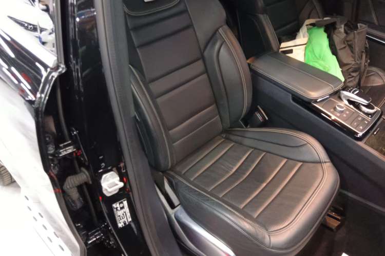 Used Mercedes-Benz GLS AMG 2017 AMG GLS 63 4MATIC Right Front Seat