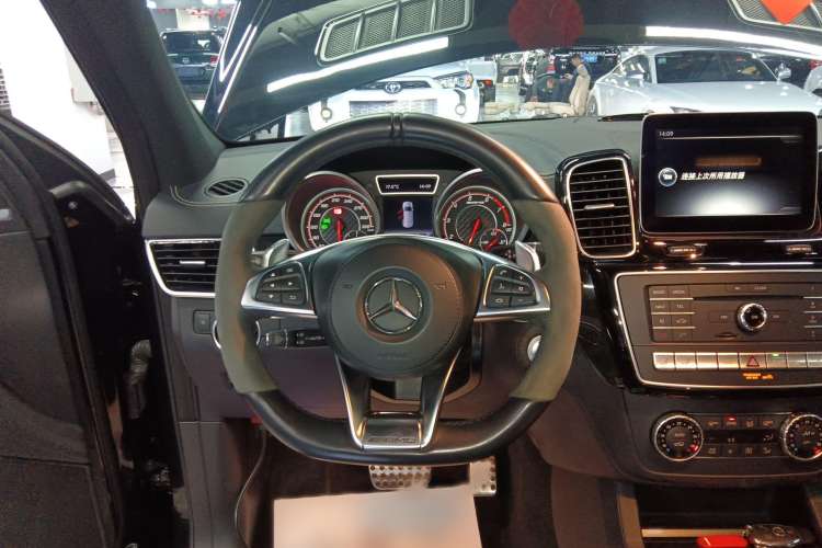 Used Mercedes-Benz GLS AMG 2017 AMG GLS 63 4MATIC Steering Wheel