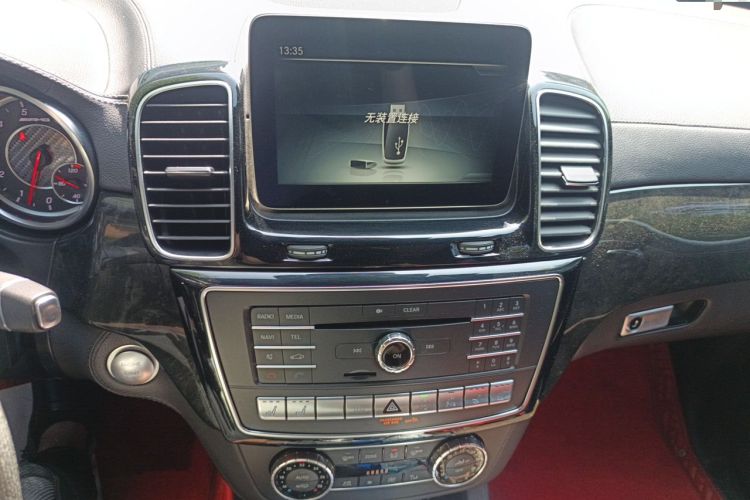 Used Mercedes-Benz GLS AMG 2016 AMG GLS 63 4MATIC Audio And AC Panel