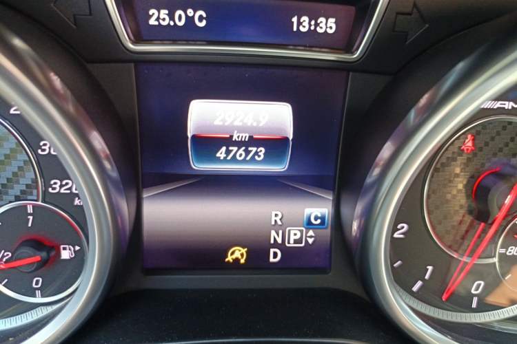 Used Mercedes-Benz GLS AMG 2016 AMG GLS 63 4MATIC Odometer Close Up