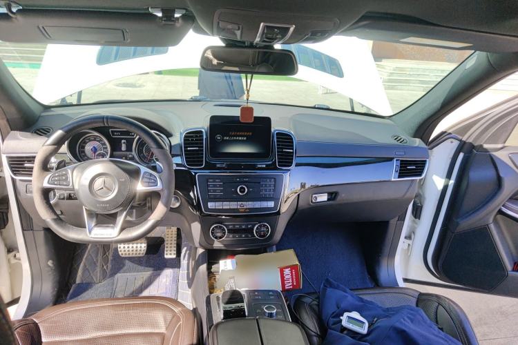 Used Mercedes-Benz GLS AMG 2016 AMG GLS 63 4MATIC Center Console