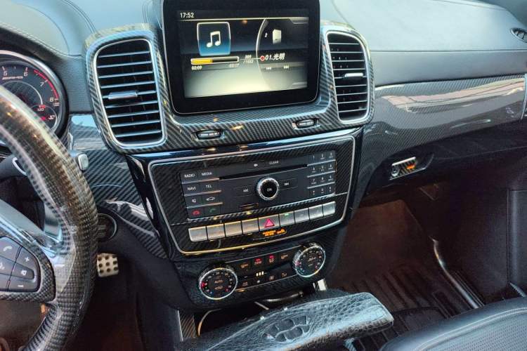 Used Mercedes-Benz GLS AMG 2017 AMG GLS 63 4MATIC Audio And AC Panel