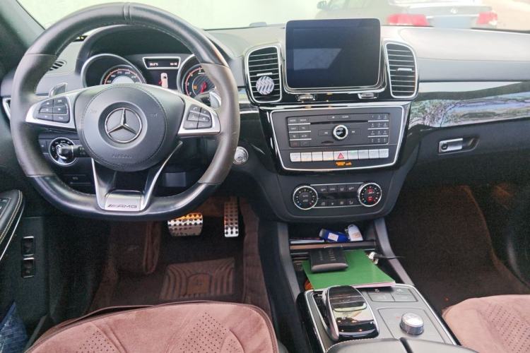 Used Mercedes-Benz GLS AMG 2017 AMG GLS 63 4MATIC Center Console