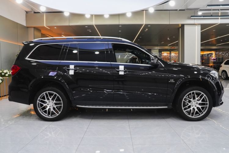 Used Mercedes-Benz GLS AMG 2017 AMG GLS 63 4MATIC Exterior 4