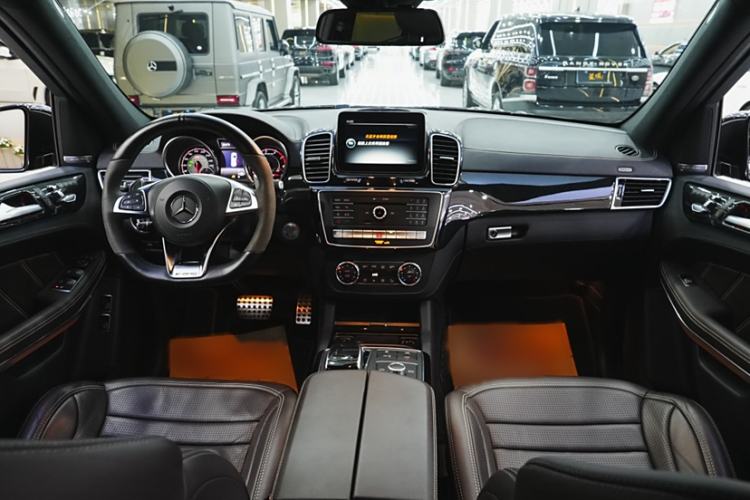 Used Mercedes-Benz GLS AMG 2017 AMG GLS 63 4MATIC Interior 3