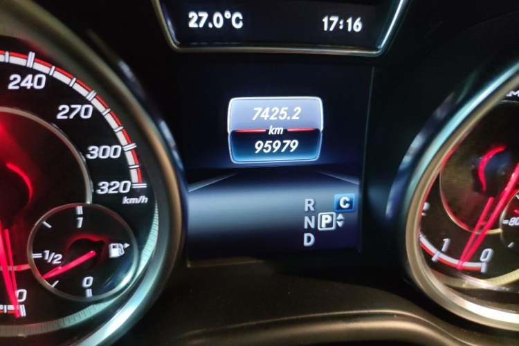 Used Mercedes-Benz GLS AMG 2017 AMG GLS 63 4MATIC Odometer Close Up