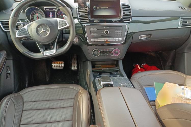 Used Mercedes-Benz GLS AMG 2017 AMG GLS 63 4MATIC Center Console