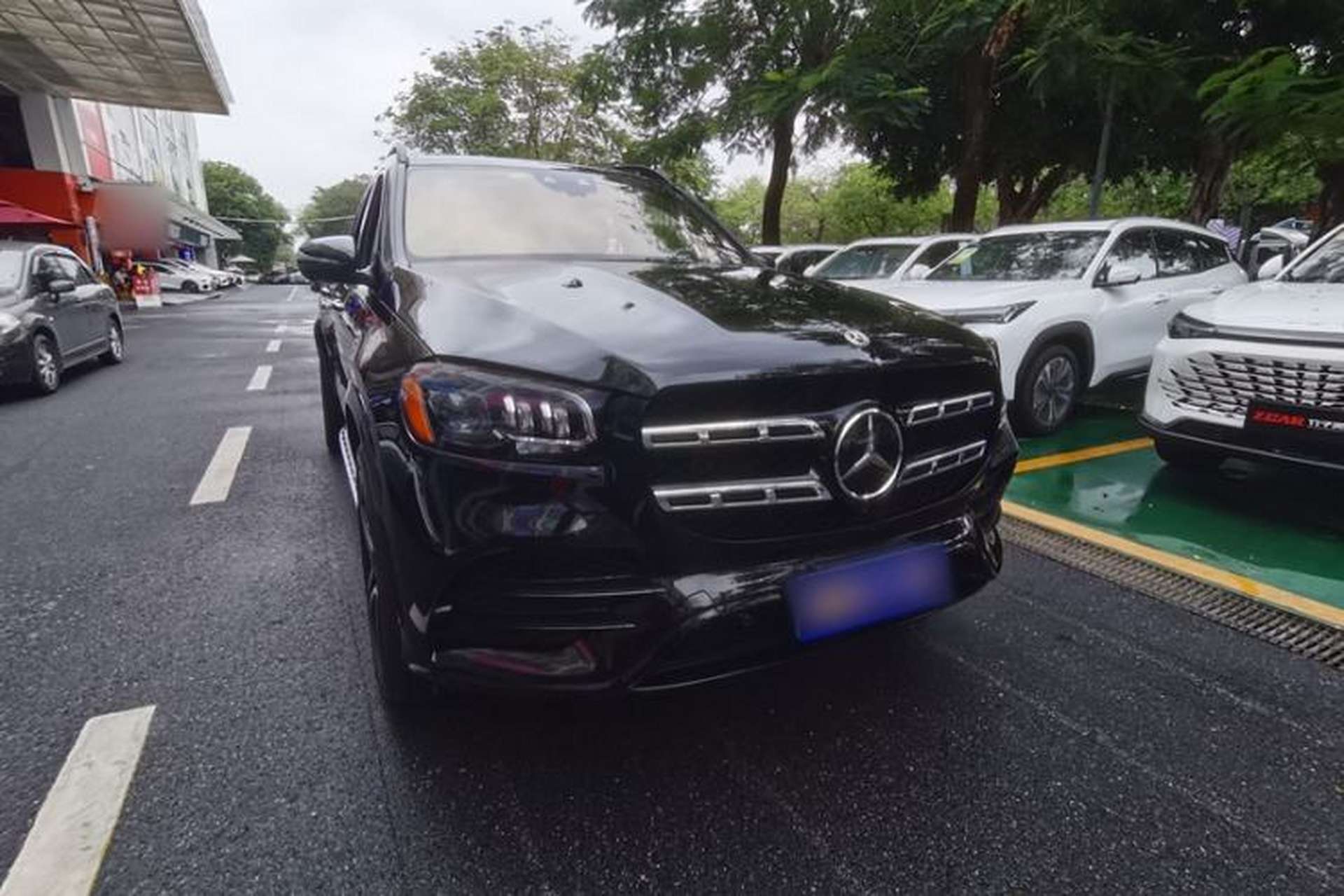 Used Mercedes-Benz GLS-Class  Exterior 4