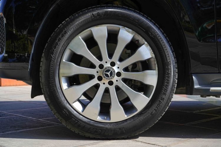 Used Mercedes-Benz GLS-Class  Exterior 7