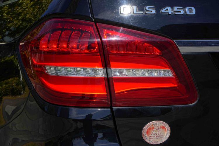 Used Mercedes-Benz GLS-Class  Exterior 9