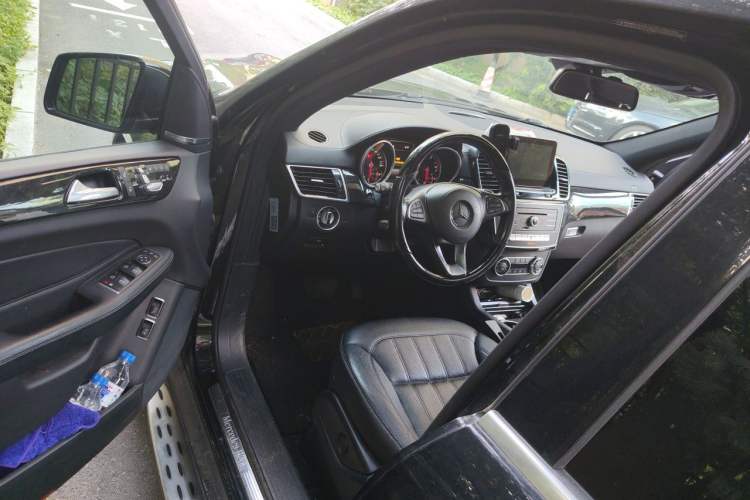Used Mercedes-Benz GLS-Class  Interior 3