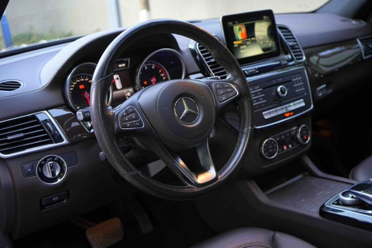 Used Mercedes-Benz GLS-Class  Interior 4