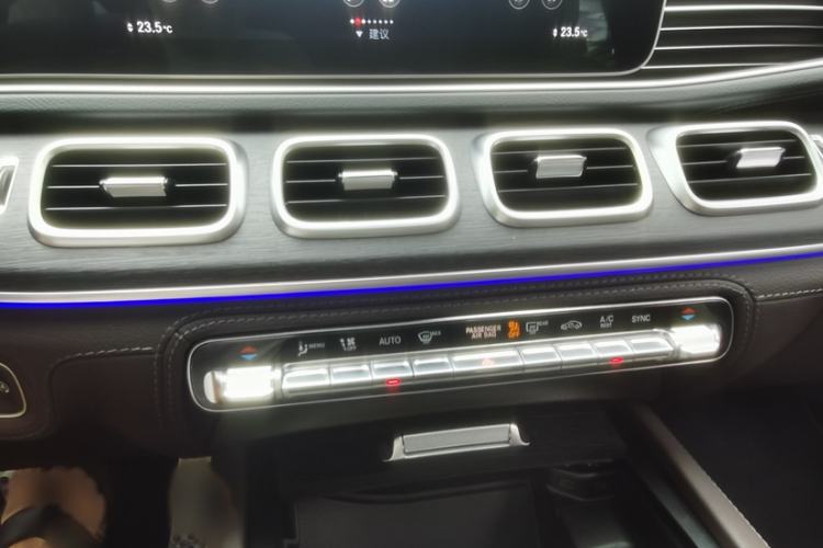 Used Mercedes-Benz GLS-Class  Interior 4