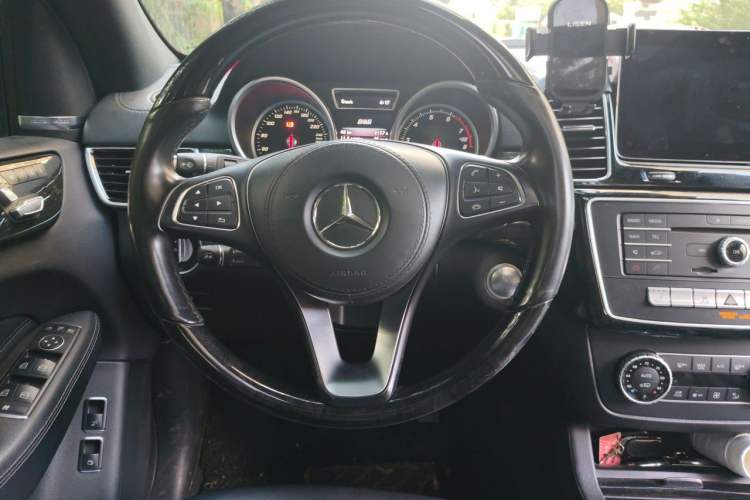 Used Mercedes-Benz GLS-Class  Steering Wheel